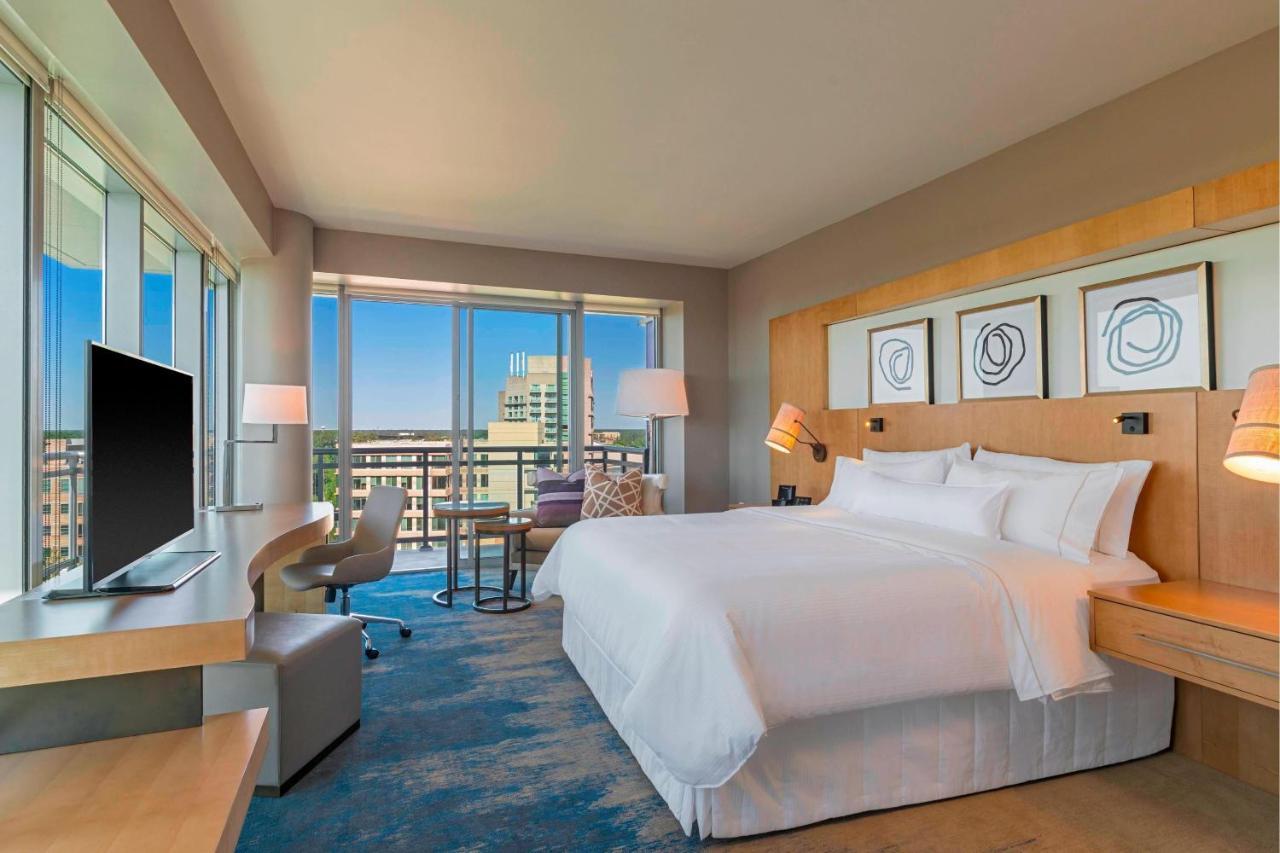 เดอะ เวสทิน แอท เดอะ วูดแลนด์ Hotel เดอะวูดแลนส์ ภายนอก รูปภาพ