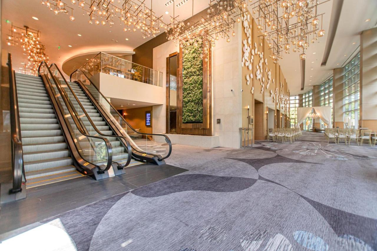 เดอะ เวสทิน แอท เดอะ วูดแลนด์ Hotel เดอะวูดแลนส์ ภายนอก รูปภาพ