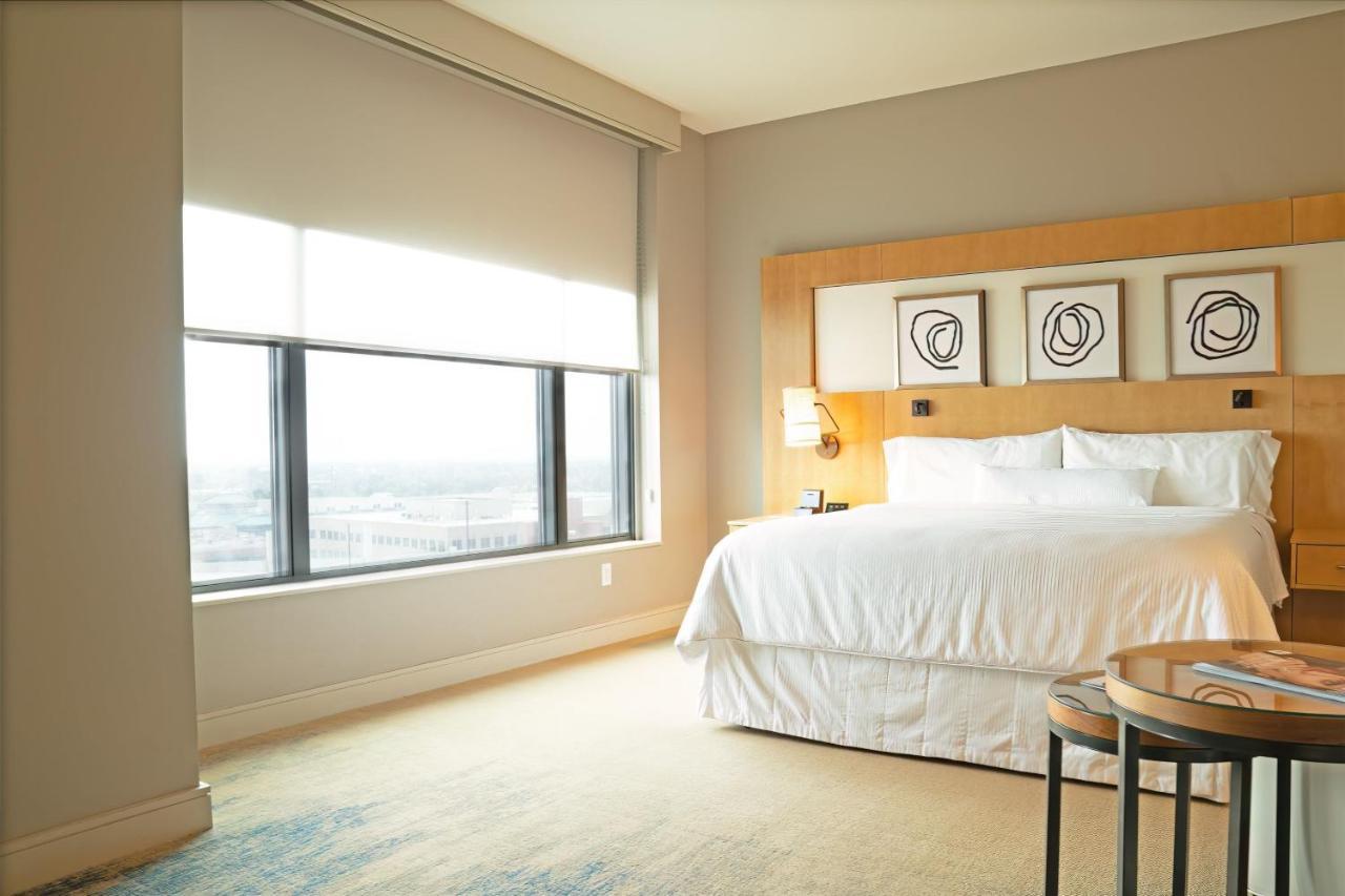 เดอะ เวสทิน แอท เดอะ วูดแลนด์ Hotel เดอะวูดแลนส์ ภายนอก รูปภาพ